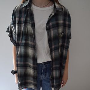 American Eagle flannel short sleeve medium